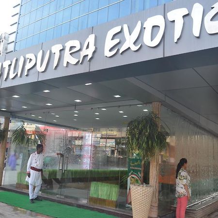 Hotel Patliputra Exotica Patna  Exteriör bild