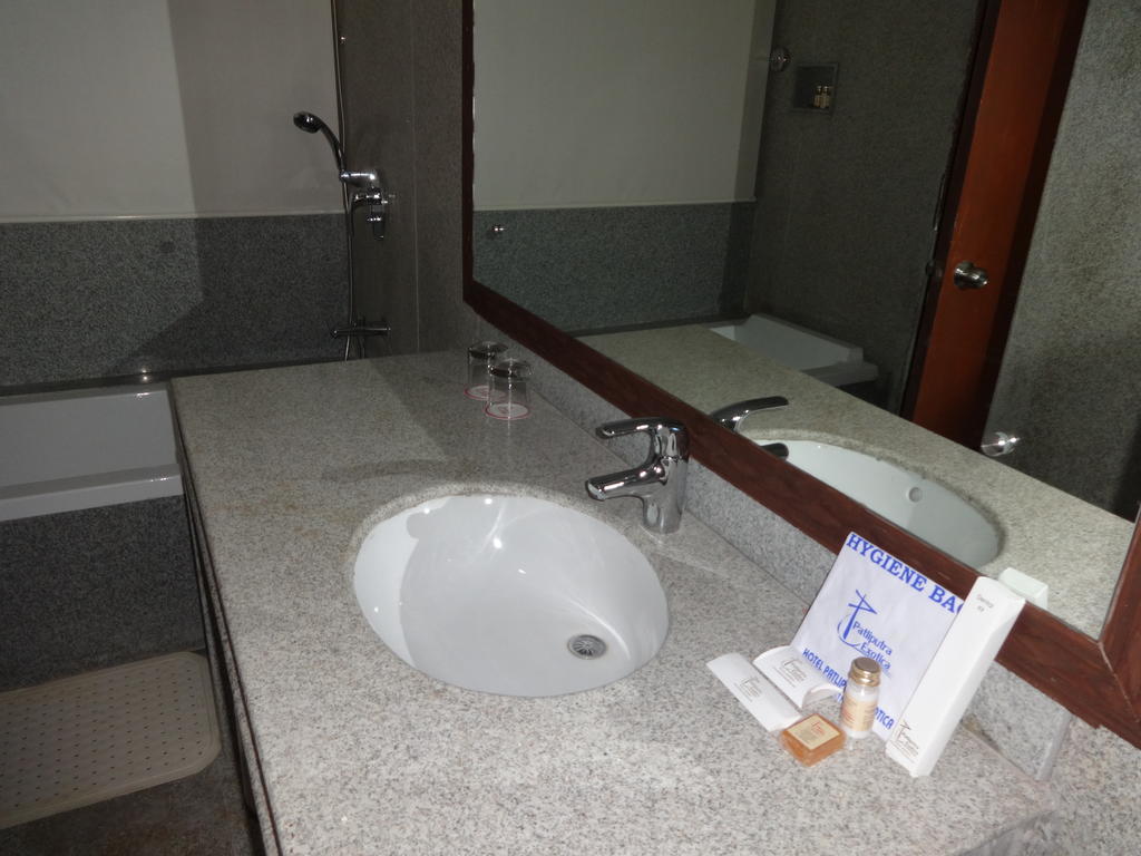 Hotel Patliputra Exotica Patna  Exteriör bild